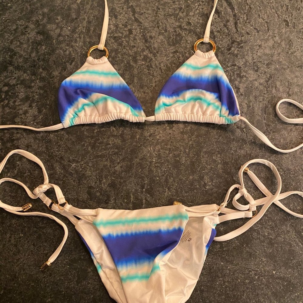 Beach Bunny Tie dye bikini